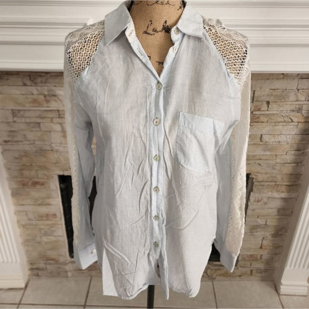 ANTHROPOLOGIE x Holding Horses lace yoke striped 100% cotton button up tunic